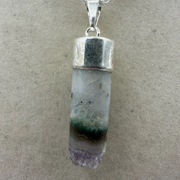 Amethyst and Agate Cylinder Pendant on Box Chain - Picture 4 of 11